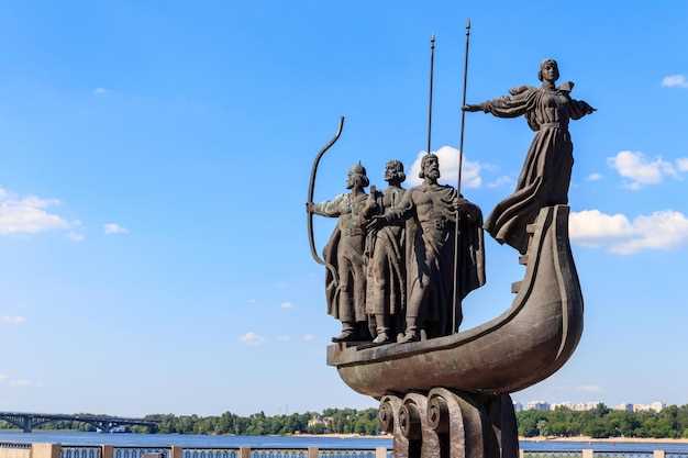 Практическое руководство: река, маршрут и судно